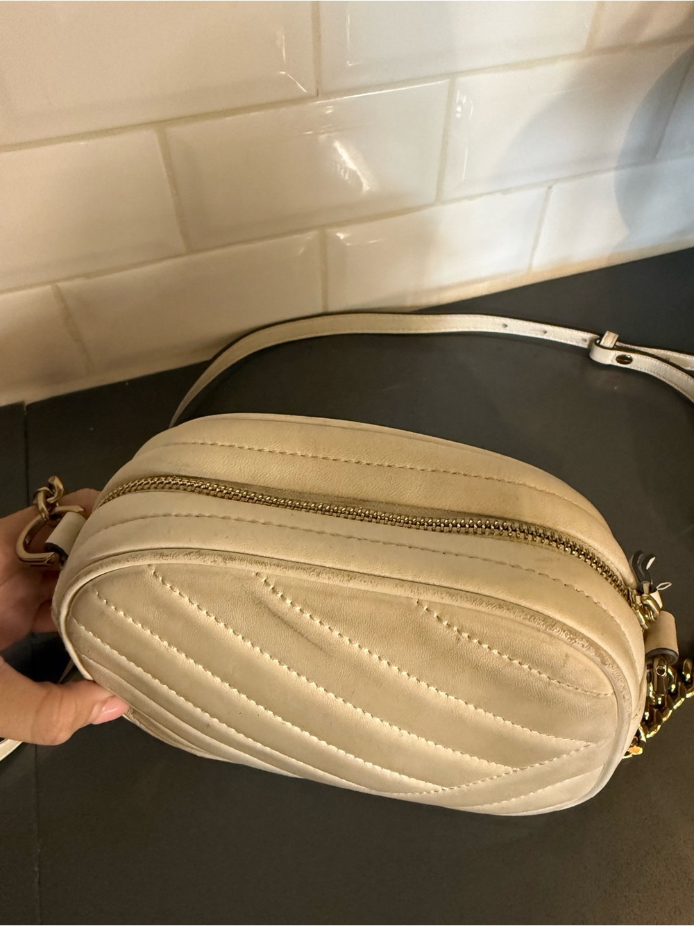 Tory Burch Kira Quilted Crossbody Bag - Picture 3 of 10